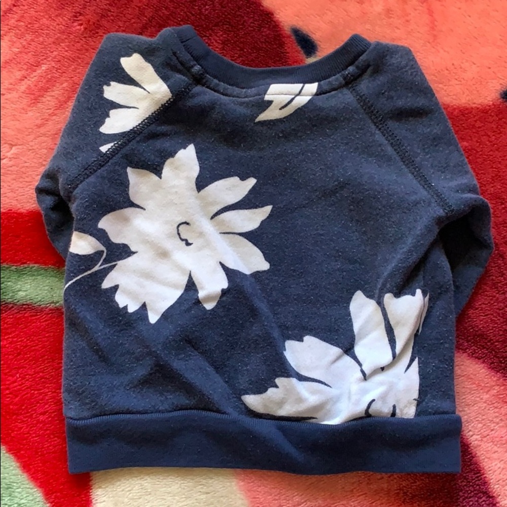 Sweater - Picture 2 of 2